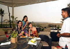 Zuri White Sands Resort Dining Features 