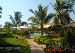 Satana Beach Resort Overview