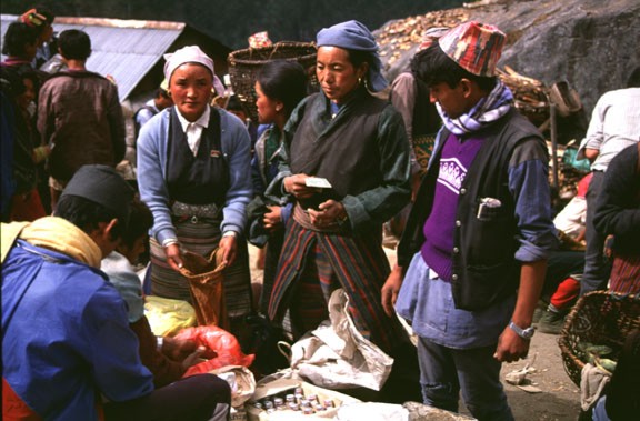 mt_everest_trekking_Namche_Bazaar_sherpowie Nepal