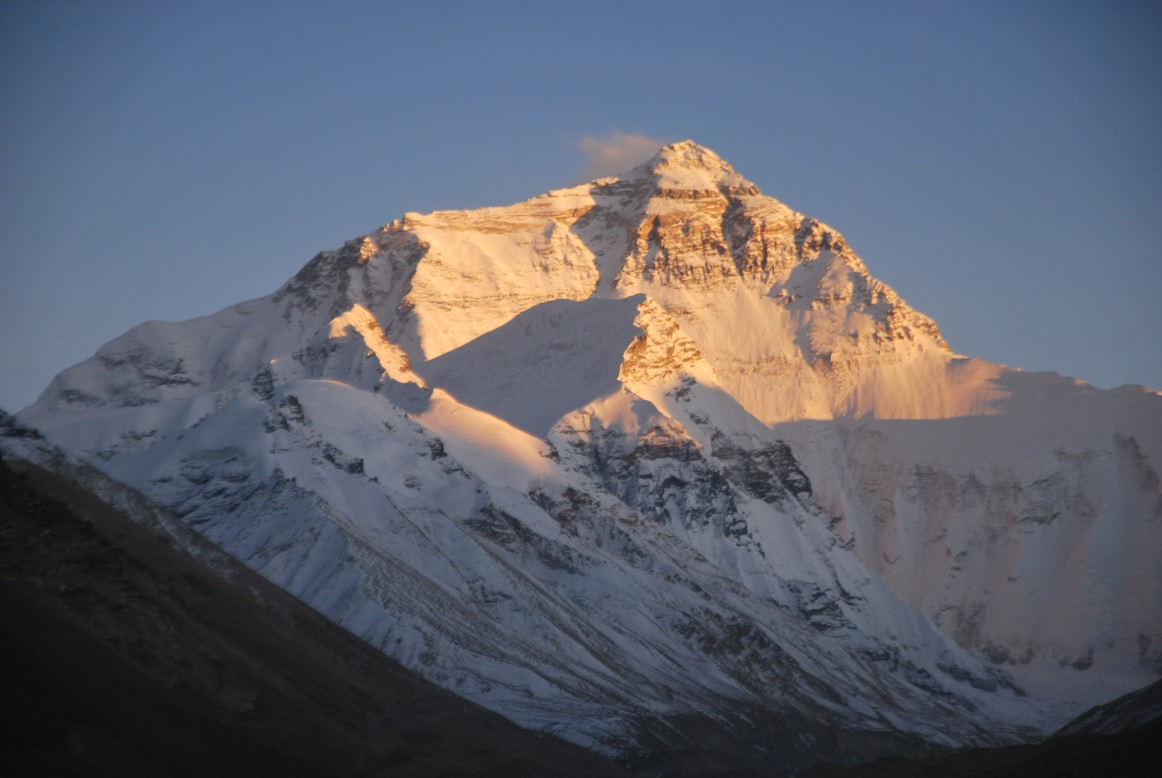 Mt Everest wschód słońca